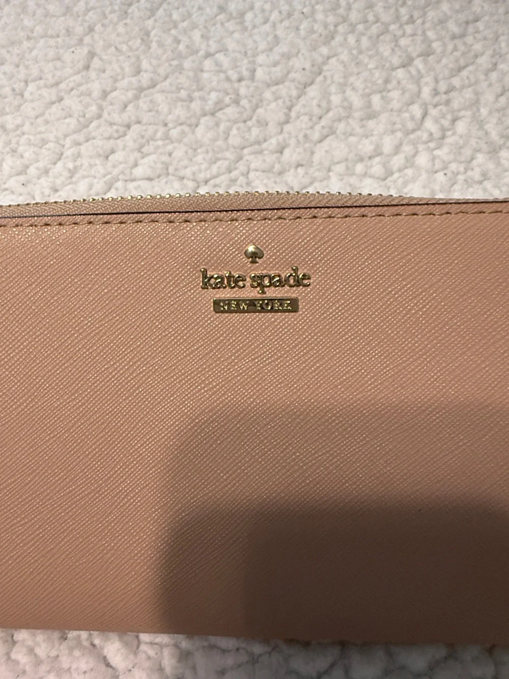 Kate Spade Blush Leather Zip Wallet